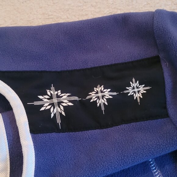 V neck Fleece - size small - Picture 6 of 10